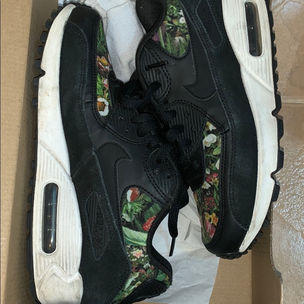 Nike wmns floral air max 90